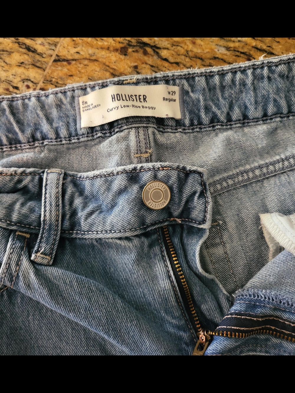 Hollister Curvy Low-Rise Boyfriend Jeans - Light Blue Denim